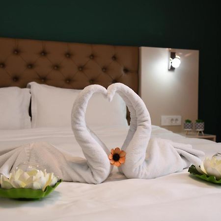 Gold Felicia Hotel บิโตลา ภายนอก รูปภาพ