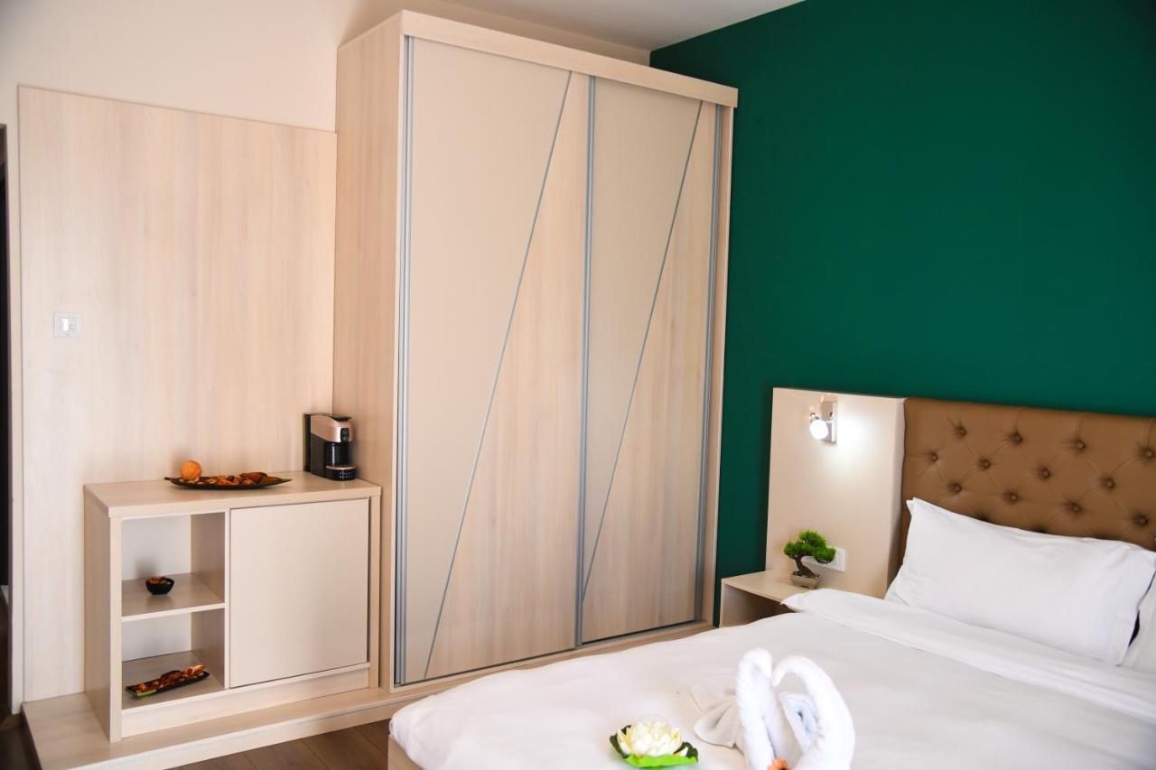 Gold Felicia Hotel บิโตลา ภายนอก รูปภาพ