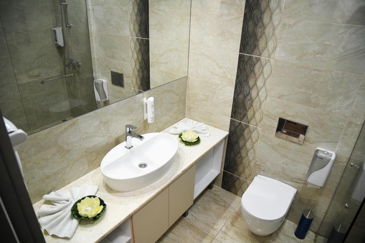 Gold Felicia Hotel บิโตลา ภายนอก รูปภาพ